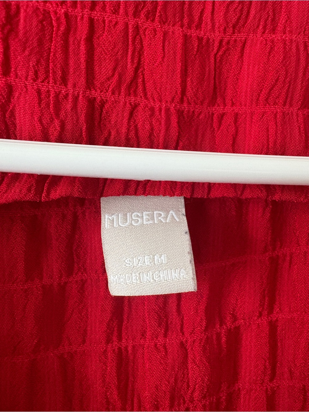 Musera Red Sleeveless Button-Front V-Neck Ruched Top - Picture 3 of 3